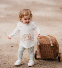 Load image into Gallery viewer, Bebe/Fox & Finch - Winnie Organic Leggings - Winnie Print
