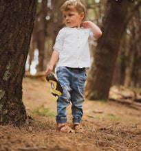 Load image into Gallery viewer, Bobux - Roam - Caramel