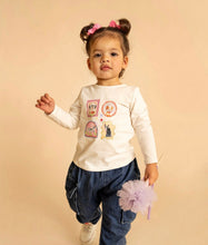 Load image into Gallery viewer, Bebe/Fox &amp; Finch - Winter Vacay Organic Cotton Long Sleeve Tee - warm cream
