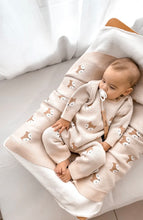 Load image into Gallery viewer, Aster &amp; Oak Fox Knit Blanket
