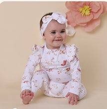 Load image into Gallery viewer, Snuggle Hunny Organic Cotton Long Sleeve Romper/Onesies - Lots of prints
