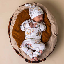 Load image into Gallery viewer, Snuggle Hunny Organic Cotton Long Sleeve Romper/Onesies - Lots of prints
