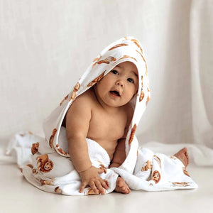 Snuggle Hunny - Hooded Towels - Lion or Swan Lake