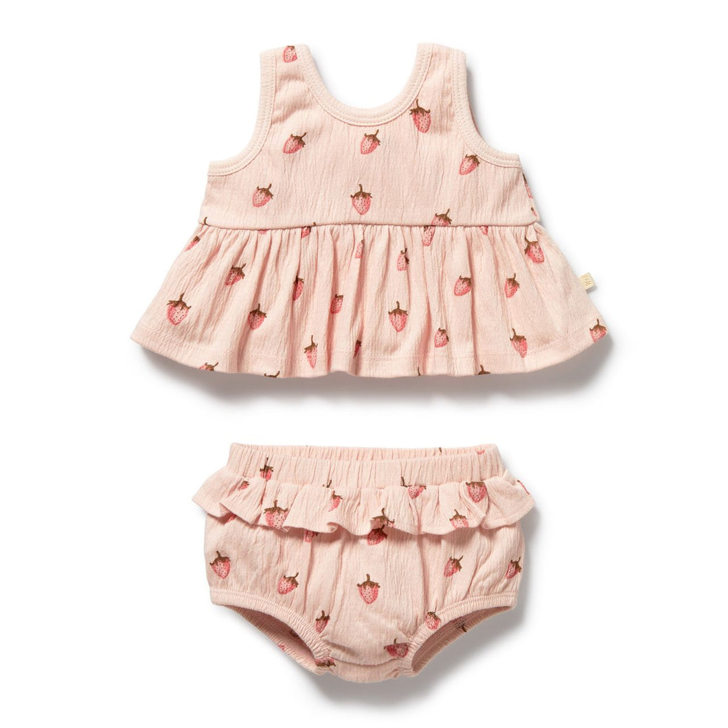 Wilson & Frenchy Strawberry Kisses Organic Cotton Crinkle Ruffle set