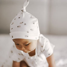 Load image into Gallery viewer, Bebe - White Label - Sheep - Beanie
